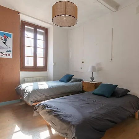 Maison Cosy - Coeur de Village - Cour Privative