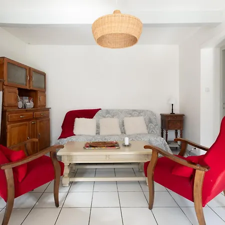 Vakantiehuis Maison Cosy - Coeur De Village - Cour Privative