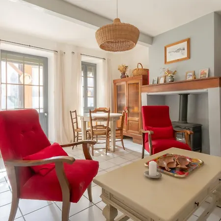 Maison Cosy - Coeur De Village - Cour Privative Feriehus *