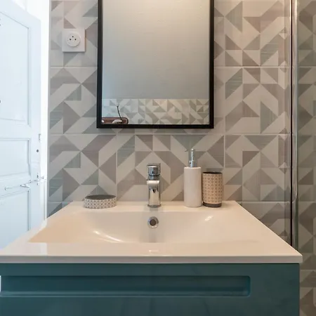 Maison Cosy - Coeur De Village - Cour Privative Feriehus Bagnères-de-Bigorre