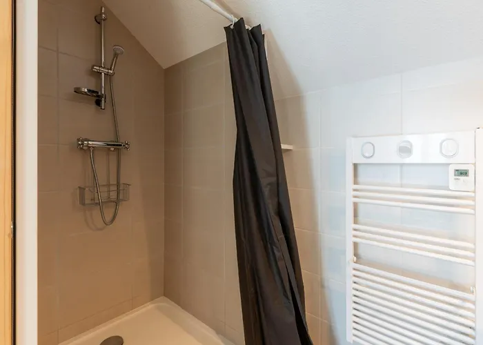 Maison Cosy - Coeur de Village - Cour Privative Hébergement de vacances Bagnères-de-Bigorre