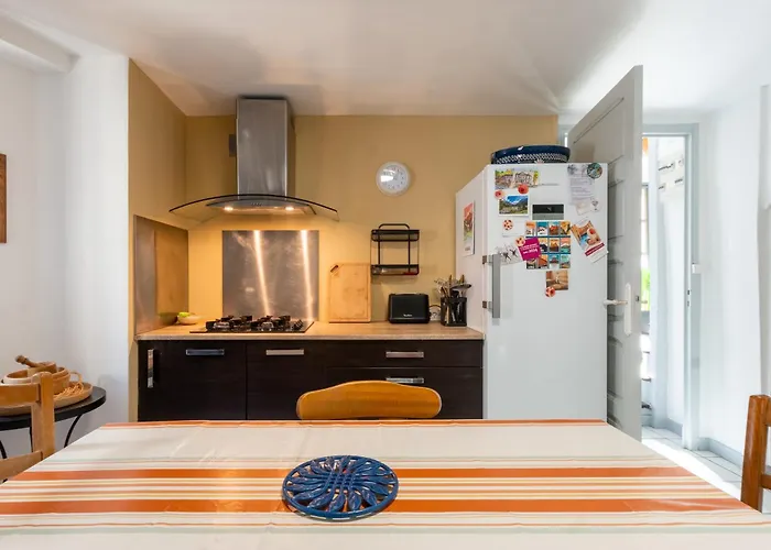 Maison Cosy - Coeur de Village - Cour Privative Bagnères-de-Bigorre